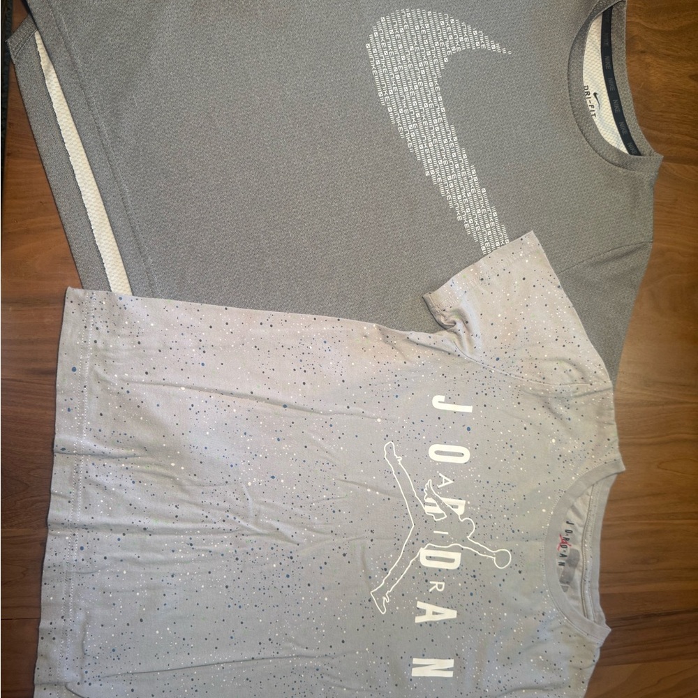 Nike Kids Gray T-Shirt